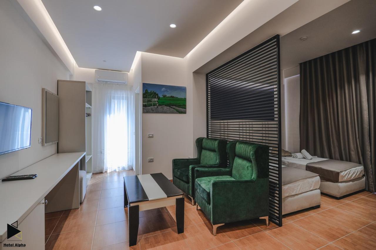 Hotel Alpha Sarande Ngoại thất bức ảnh