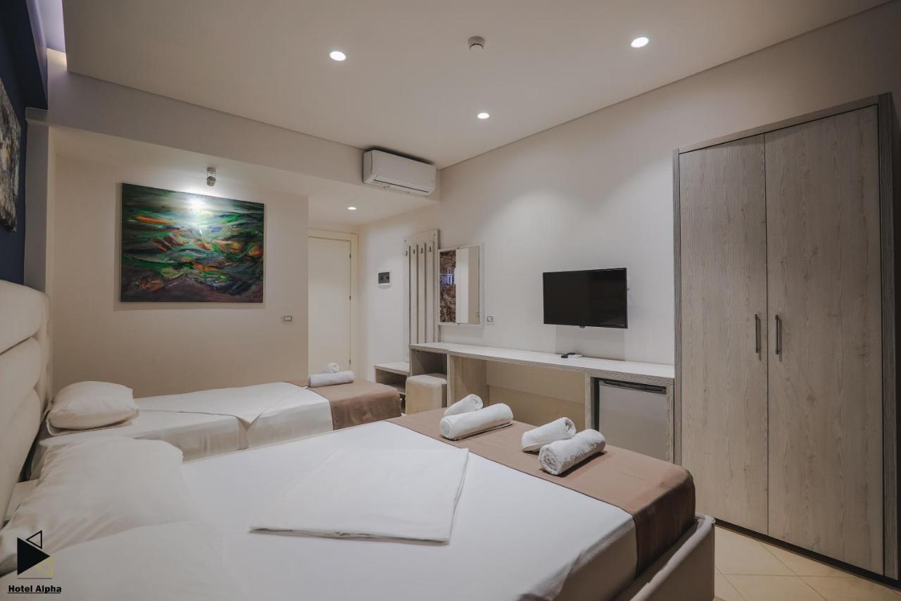 Hotel Alpha Sarande Ngoại thất bức ảnh